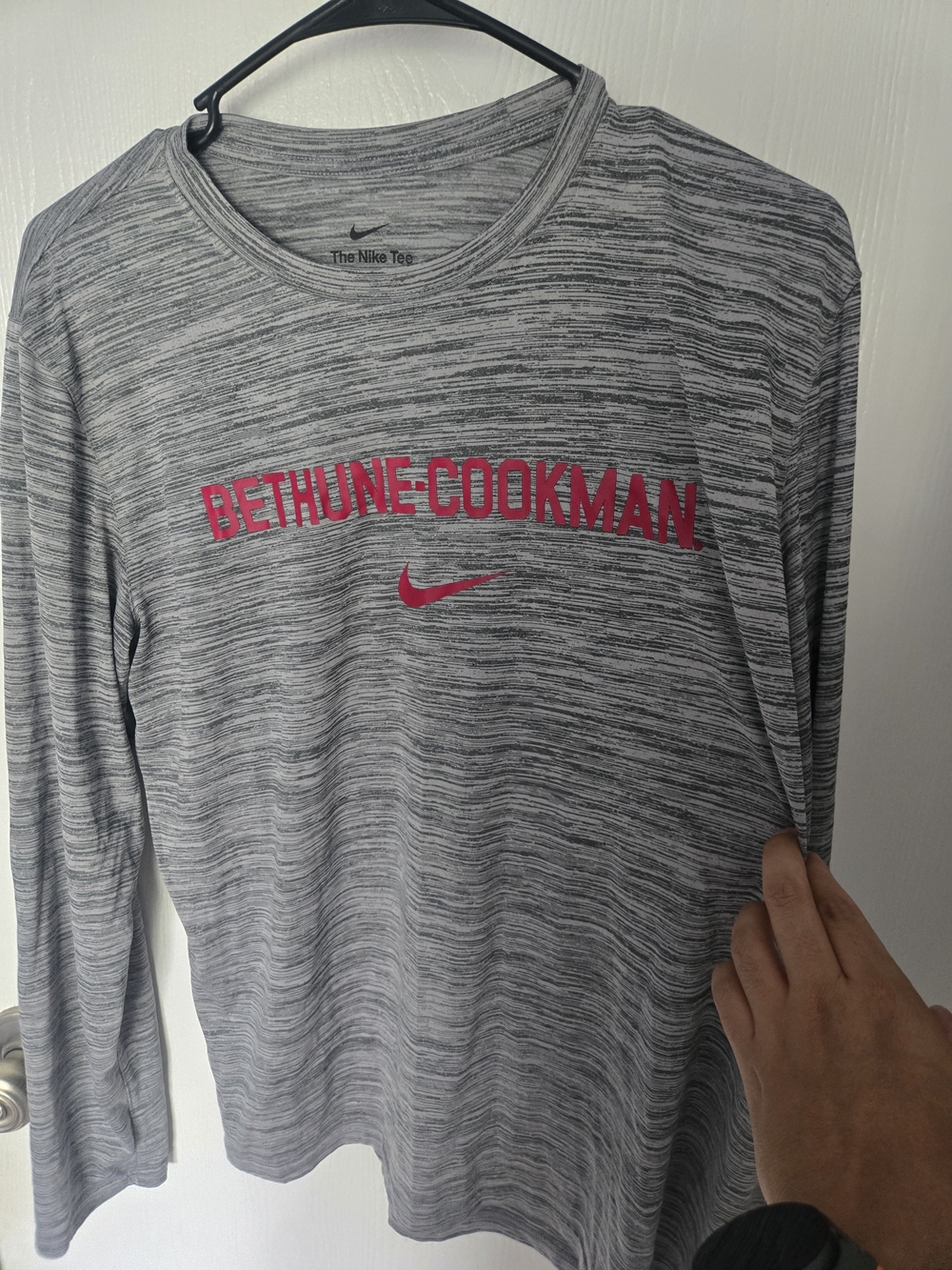 Nike Dri-FIT Bethune-Cookman Wildcats Long Sleeve Performance Shirt Men's Medium
